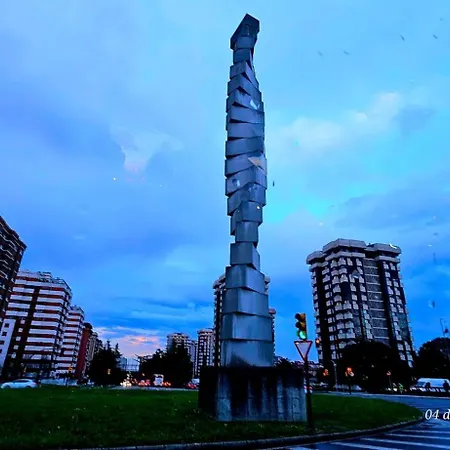 Piso Moderno 3 Severo Ochoa 31 2a Gijón